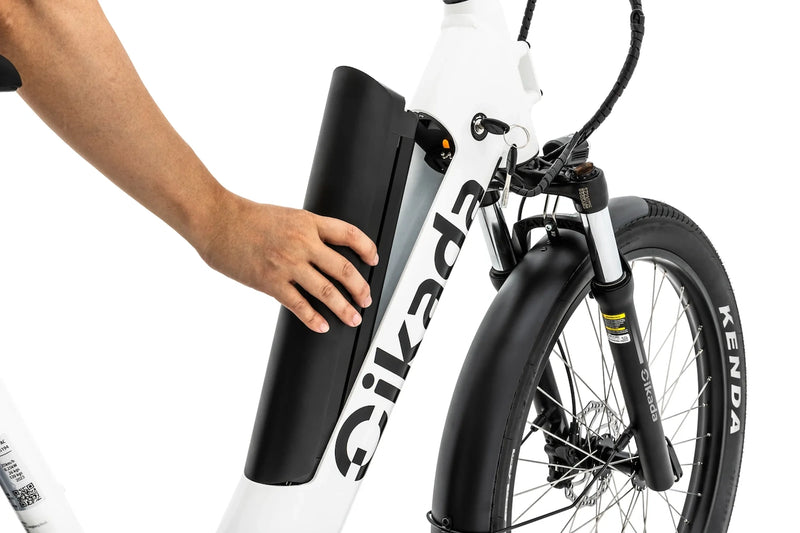 Cikada Touring Removable Battery